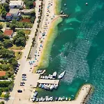 Apartments By The Sea Vrsi - Mulo, Zadar - 5951 Lägenhet *